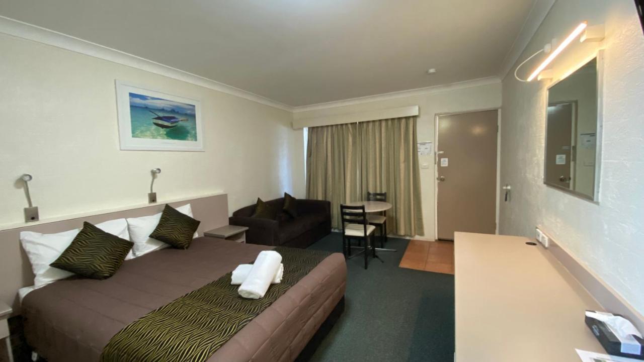 Sapphire City Motor Inn Inverell Ngoại thất bức ảnh