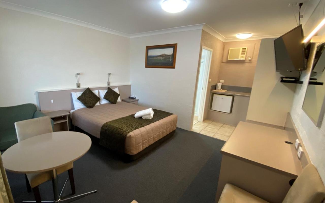Sapphire City Motor Inn Inverell Ngoại thất bức ảnh