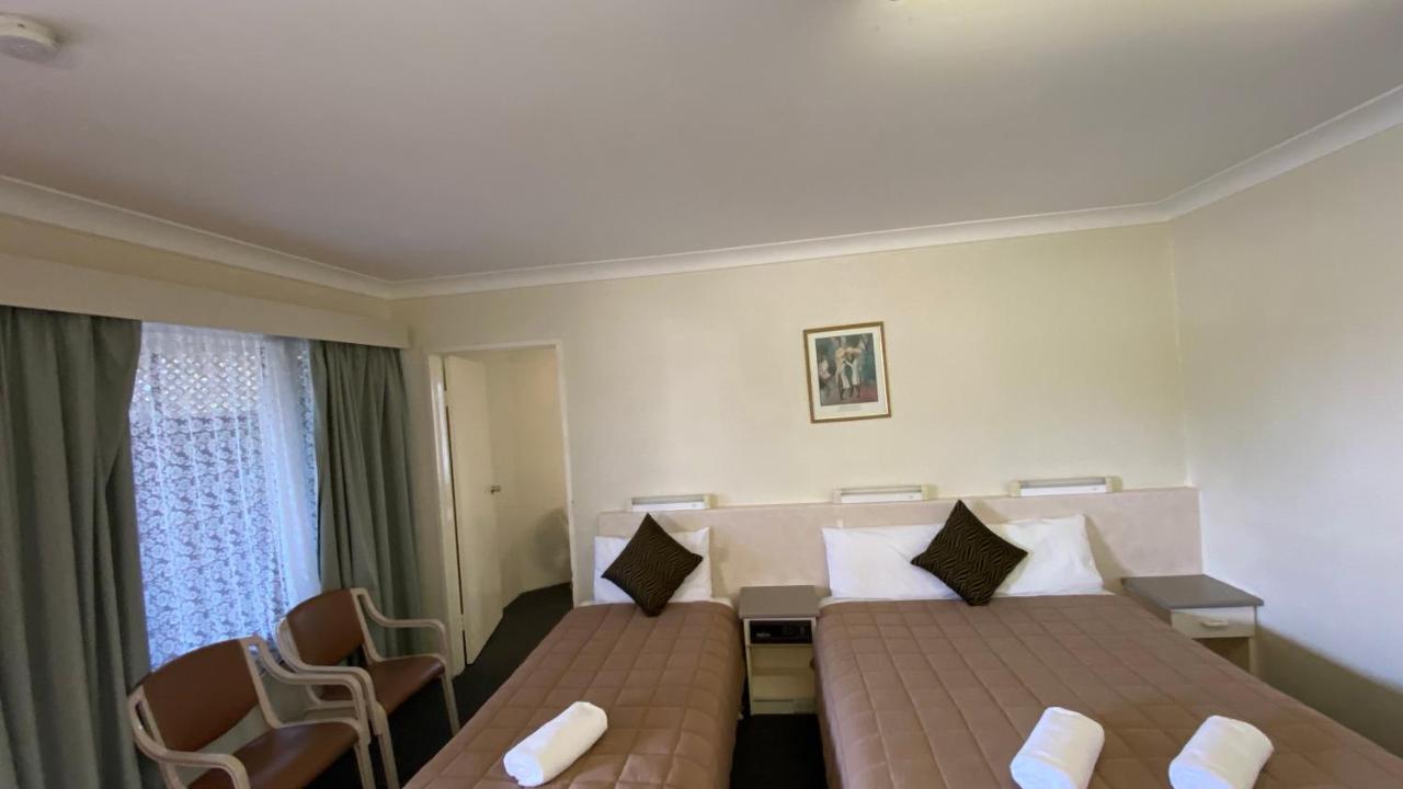 Sapphire City Motor Inn Inverell Ngoại thất bức ảnh