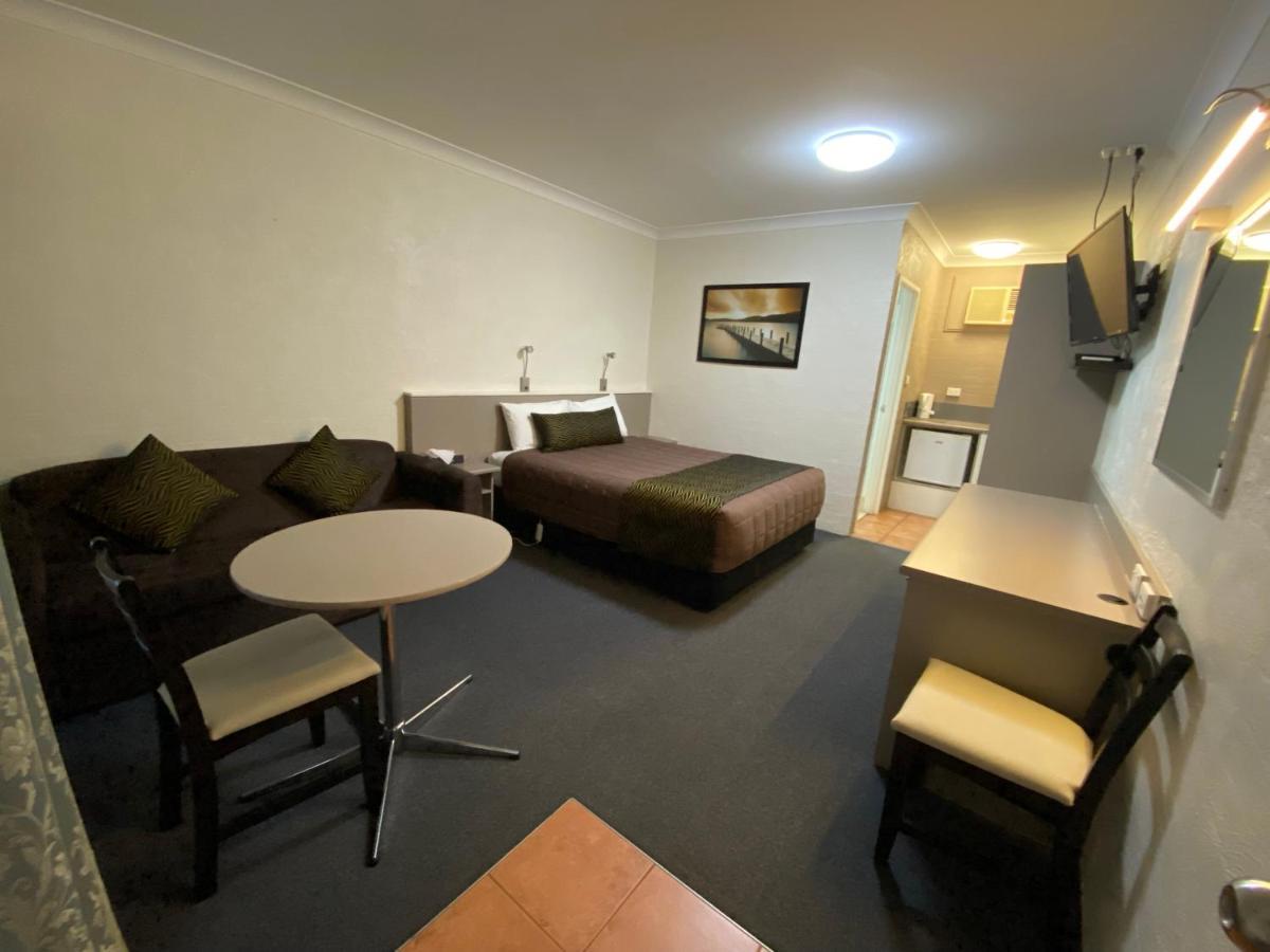 Sapphire City Motor Inn Inverell Ngoại thất bức ảnh